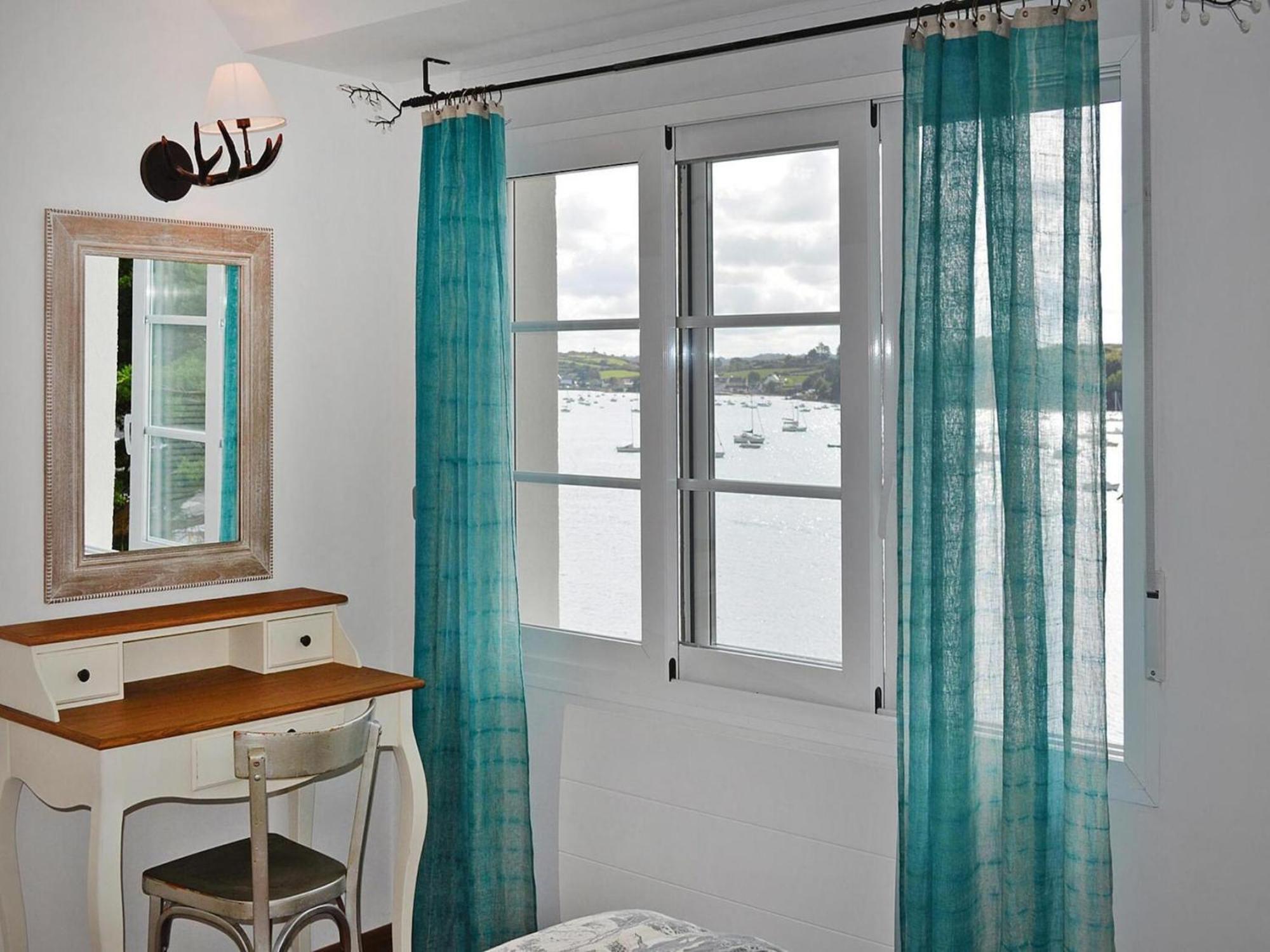 Pretty Breton Holiday Home In A Top Location Plougasnou Exterior foto