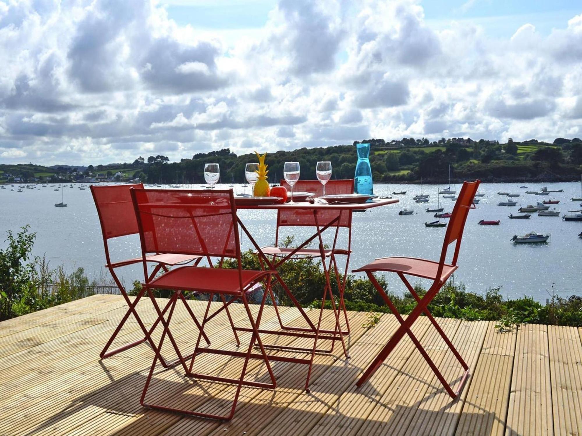 Pretty Breton Holiday Home In A Top Location Plougasnou Exterior foto